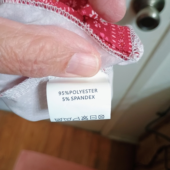 Floral Red Dress - Picture 5 of 5